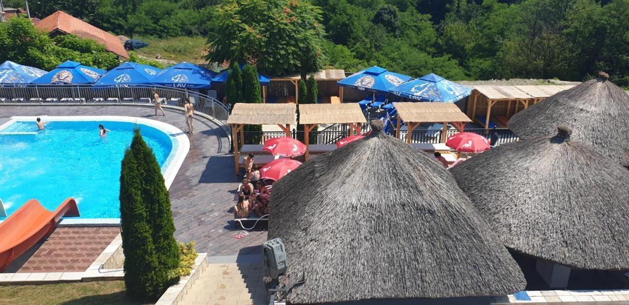 Sunny Hill Apartments & Aqua Park Vrnjacka Banja Exterior photo