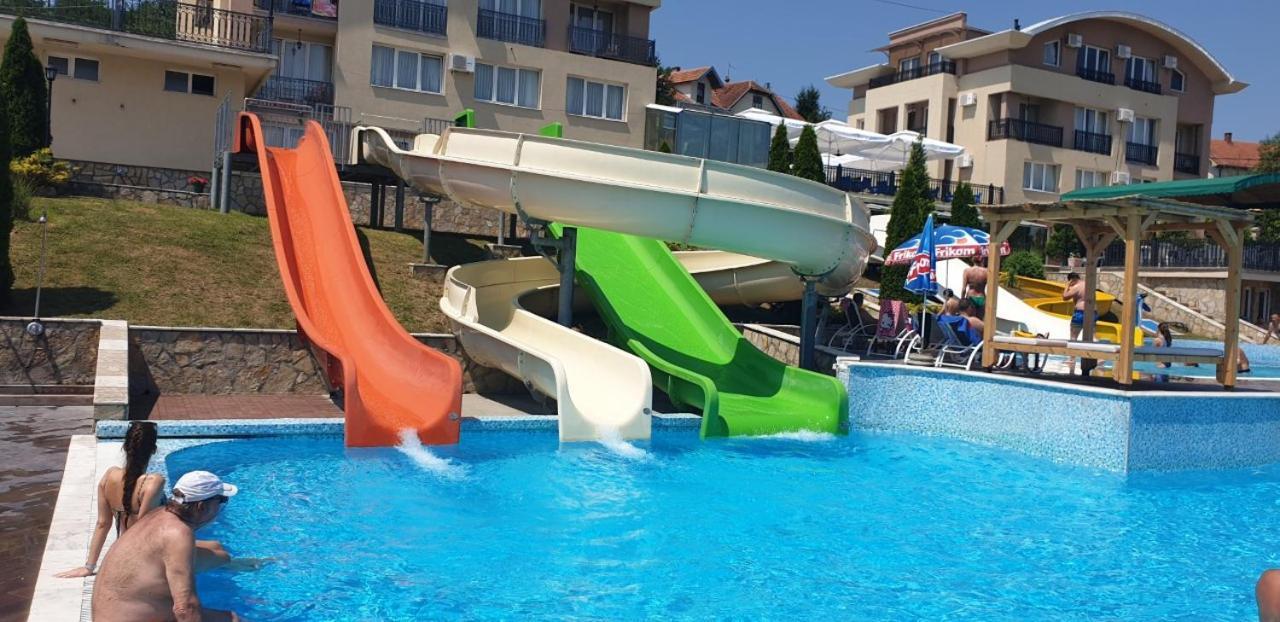 Sunny Hill Apartments & Aqua Park Vrnjacka Banja Exterior photo