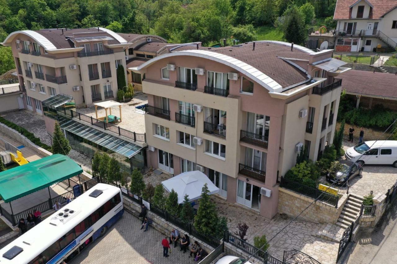 Sunny Hill Apartments & Aqua Park Vrnjacka Banja Exterior photo