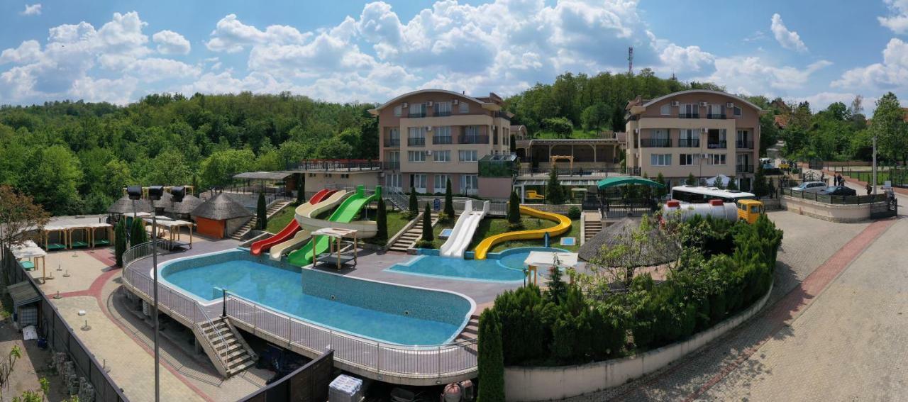 Sunny Hill Apartments & Aqua Park Vrnjacka Banja Exterior photo